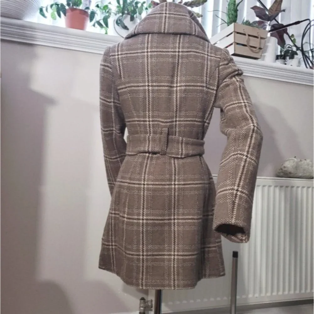 SOLD- COSTA BLANCA-Canada- Plaid Peacoat- Size 4 (Wool Blend) - Picture 3 of 11